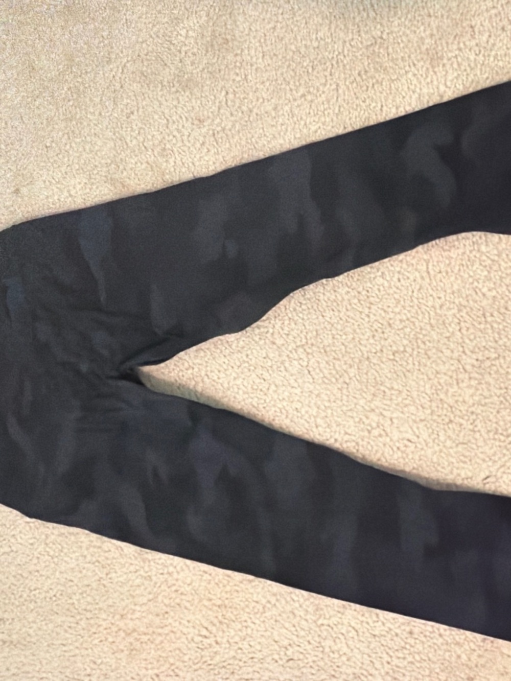lululemon camp align leggings size 4 once worn - Picture 2 of 2